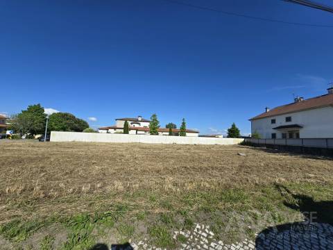 Terreno para construção de moradia