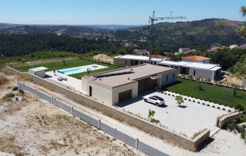 Moradia Isolada T3 Venda em Castro Daire,Castro Daire