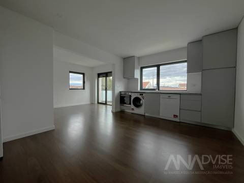 Apartamento T3 Arrendamento em Rio de Loba,Viseu