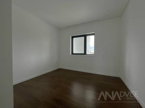 Apartamento T3 Arrendamento em Rio de Loba,Viseu