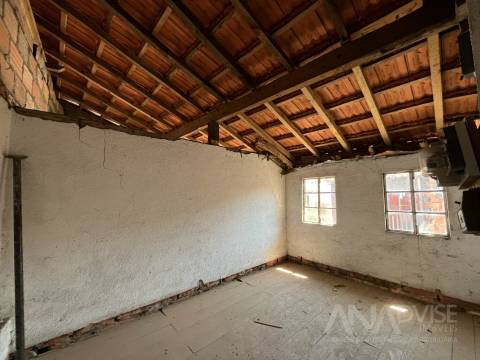 Moradia T3 Venda em Campo,Viseu