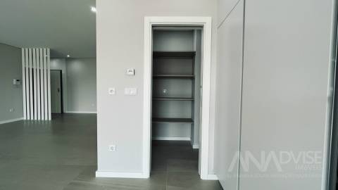 Apartamento T4 Venda em Repeses e São Salvador,Viseu