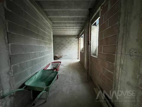 Moradia em Banda T4 Venda em Abraveses,Viseu