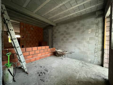 Moradia em Banda T4 Venda em Abraveses,Viseu