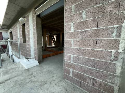 Moradia em Banda T4 Venda em Abraveses,Viseu