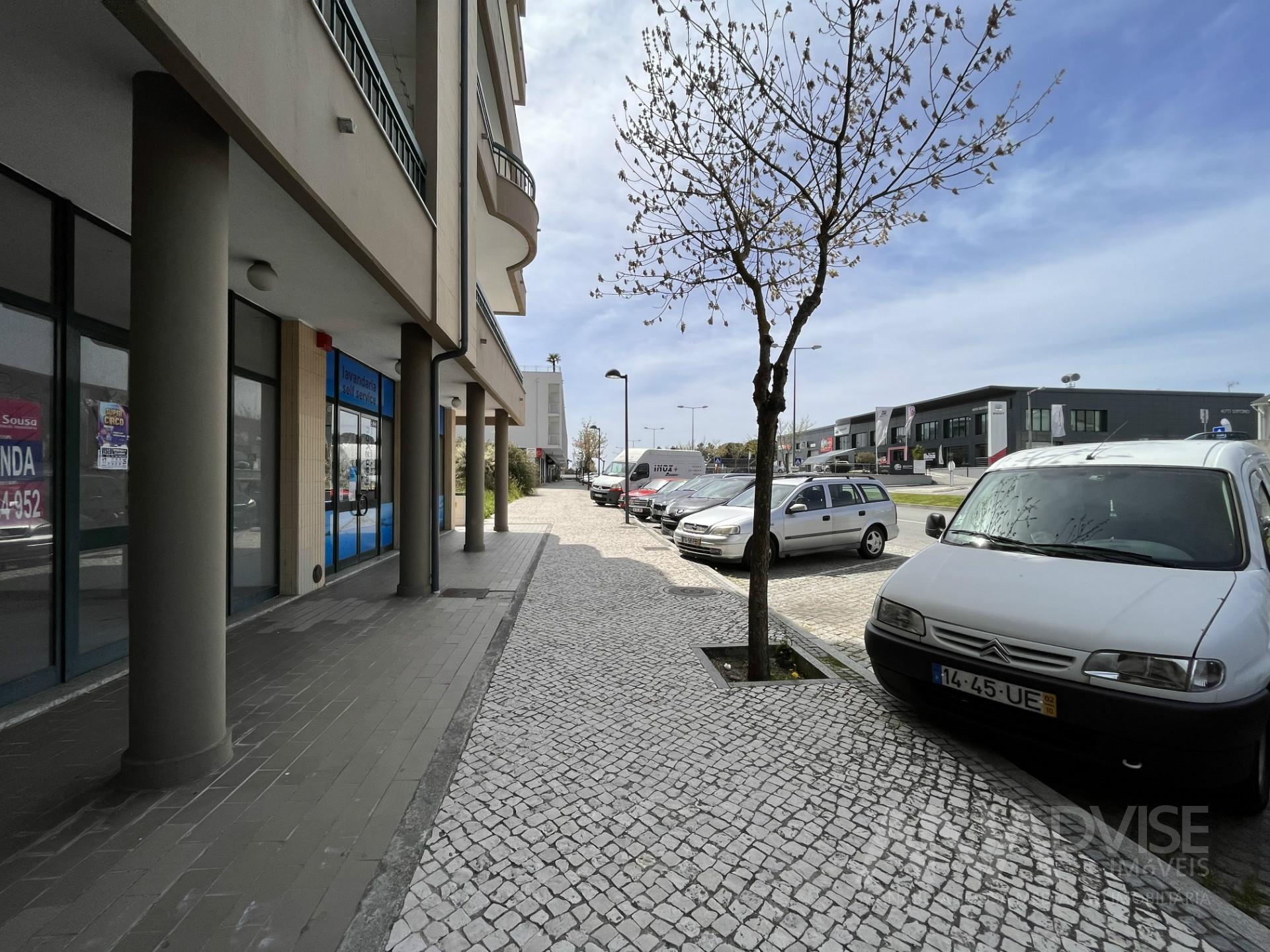 Loja  Venda em Repeses e São Salvador,Viseu