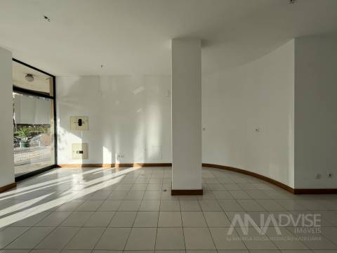 Loja  Venda em Repeses e São Salvador,Viseu