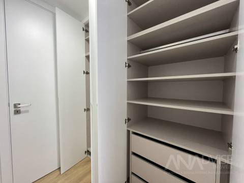 Apartamento T2 Arrendamento em Abraveses,Viseu