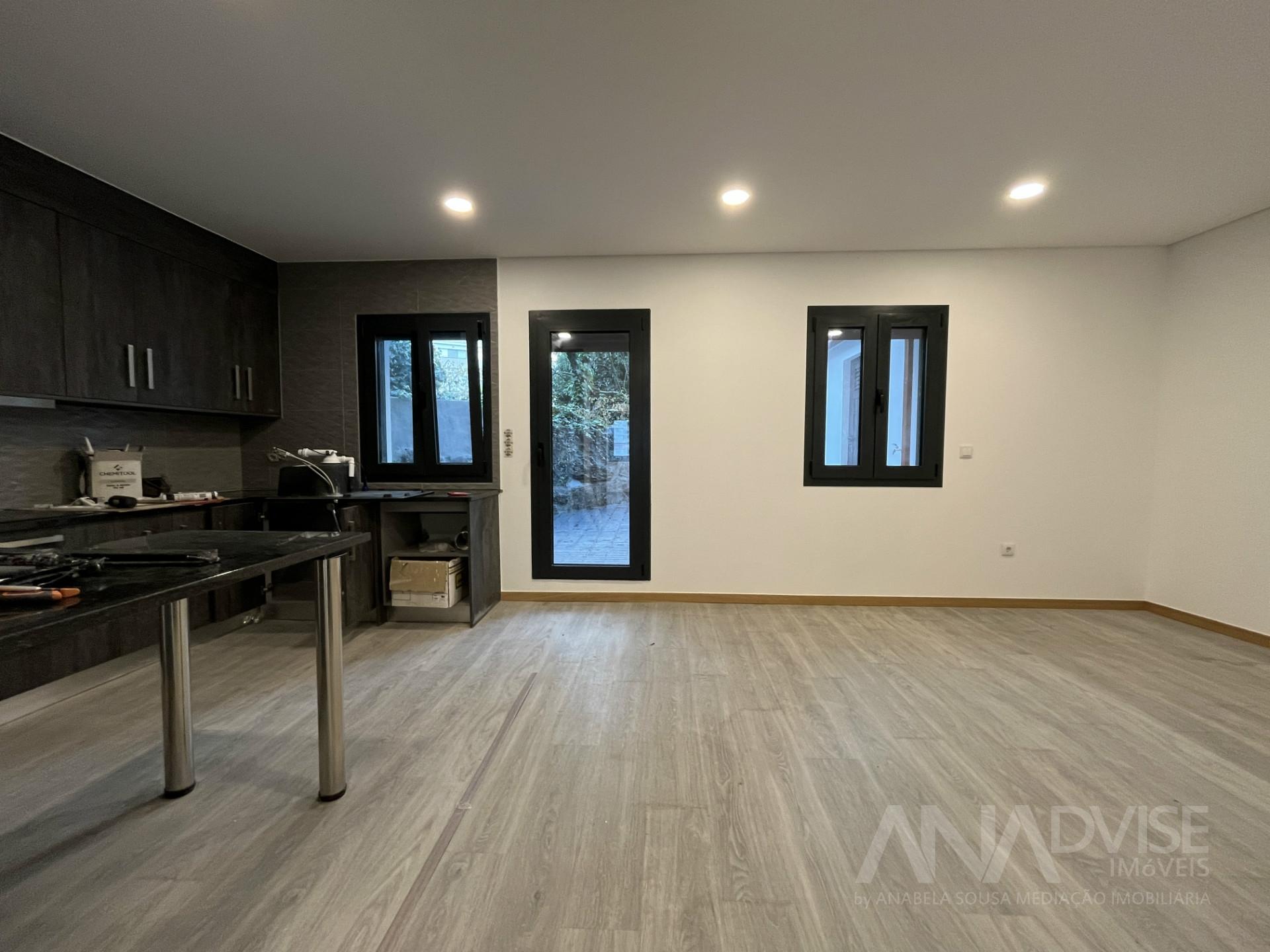 Apartamento T2 Arrendamento em Viseu,Viseu