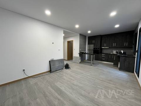 Apartamento T2 Arrendamento em Viseu,Viseu