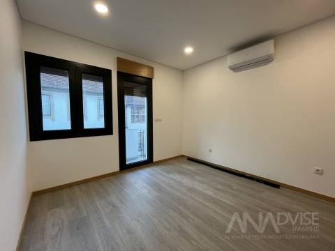 Apartamento T2 Arrendamento em Viseu,Viseu
