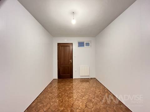 Apartamento T2 Arrendamento em Rio de Loba,Viseu