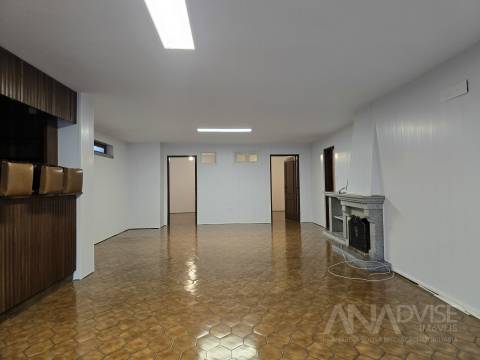 Apartamento T2 Arrendamento em Rio de Loba,Viseu