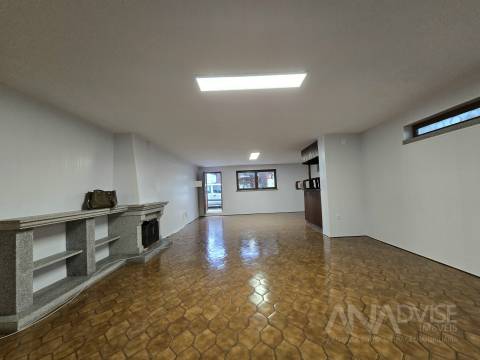 Apartamento T2 Arrendamento em Rio de Loba,Viseu