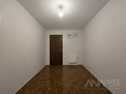 Apartamento T2 Arrendamento em Rio de Loba,Viseu