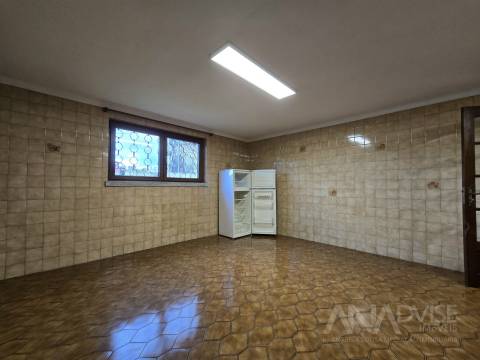 Apartamento T2 Arrendamento em Rio de Loba,Viseu