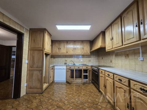 Apartamento T2 Arrendamento em Rio de Loba,Viseu