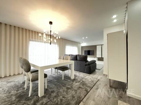 Apartamento T2+1 DUPLEX Arrendamento em Viseu,Viseu
