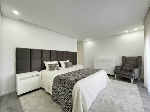 Apartamento T2+1 DUPLEX Arrendamento em Viseu,Viseu