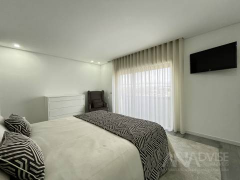 Apartamento T2+1 DUPLEX Arrendamento em Viseu,Viseu