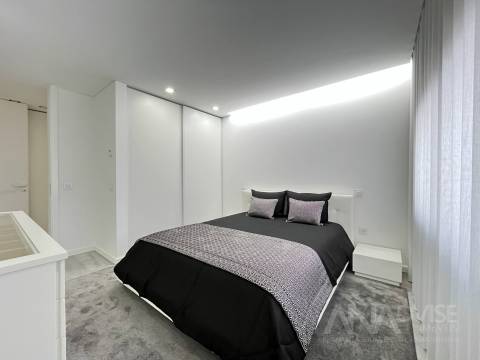 Apartamento T2+1 DUPLEX Arrendamento em Viseu,Viseu