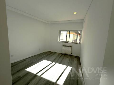 Apartamento T3 Venda em Viseu,Viseu
