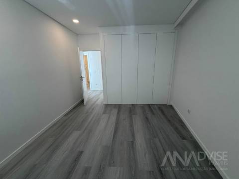 Apartamento T3 Venda em Viseu,Viseu