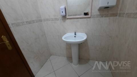 Loja  Venda em Abraveses,Viseu