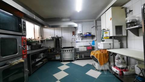 Loja  Venda em Abraveses,Viseu