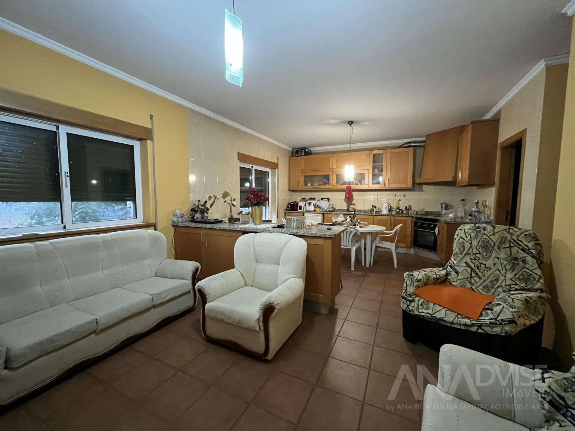 Moradia Geminada T5 Venda em Fragosela,Viseu