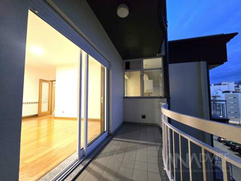 Apartamento T3 Arrendamento em Viseu,Viseu