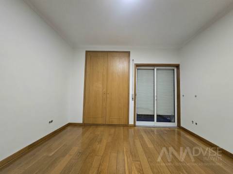 Apartamento T3 Arrendamento em Viseu,Viseu