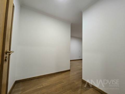 Apartamento T3 Arrendamento em Viseu,Viseu