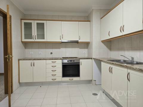 Apartamento T3 Arrendamento em Viseu,Viseu