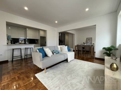 Apartamento T3 Duplex para venda no centro de Viseu