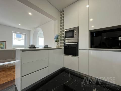 Apartamento T3 Duplex para venda no centro de Viseu