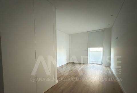 Apartamento T3 Arrendamento em Ranhados,Viseu