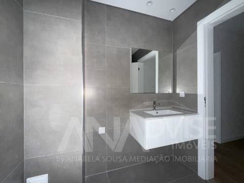 Apartamento T3 Arrendamento em Ranhados,Viseu