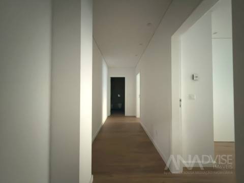 Apartamento T3 Arrendamento em Ranhados,Viseu