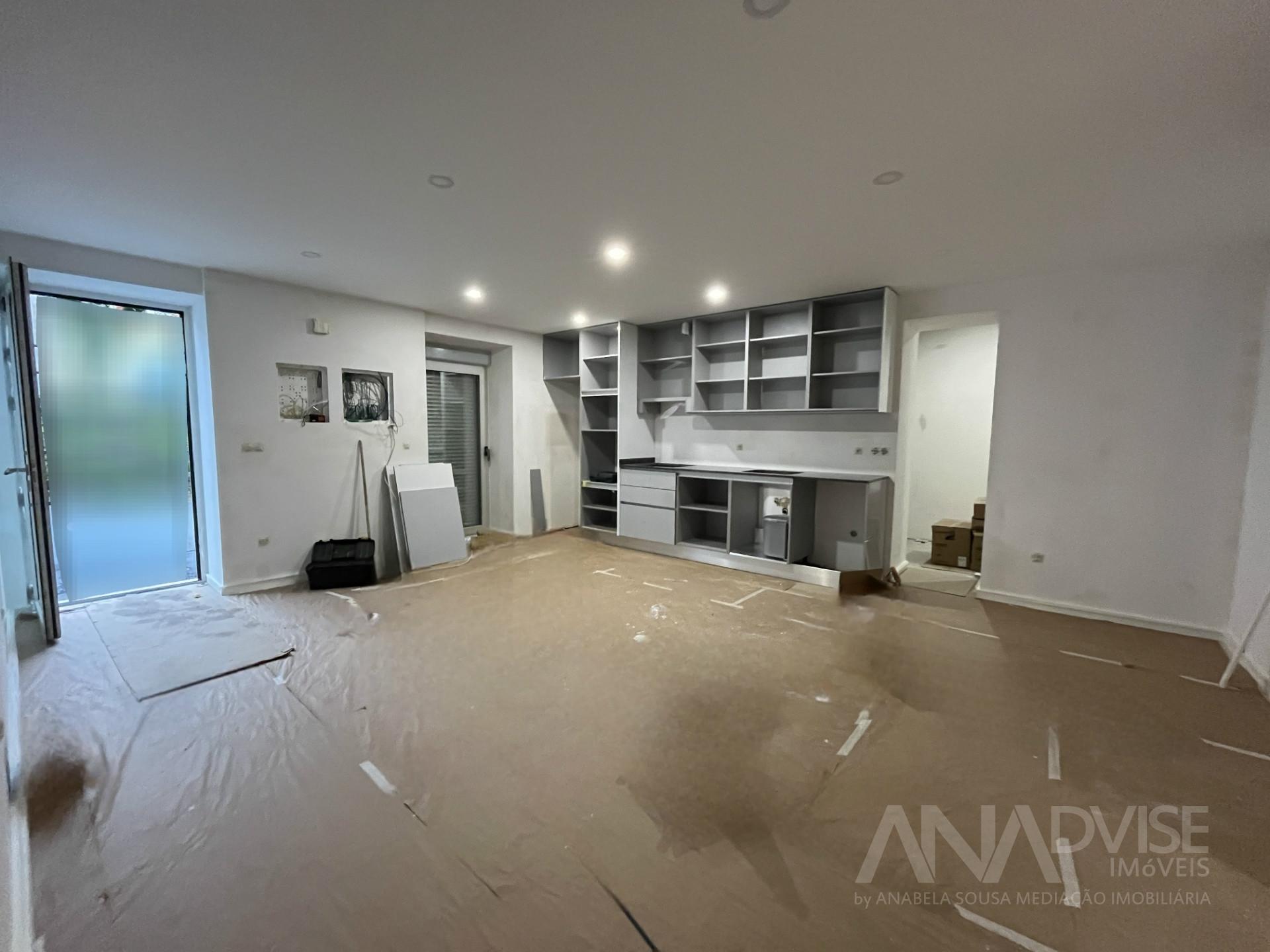 Apartamento T1+1 Venda em Cavernães,Viseu