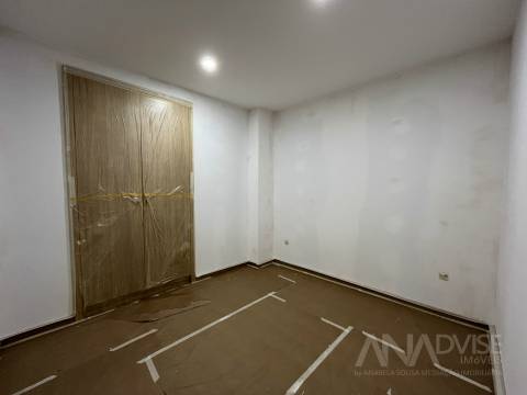 Apartamento T1+1 Venda em Cavernães,Viseu