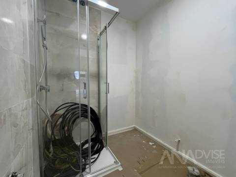 Apartamento T1+1 Venda em Cavernães,Viseu