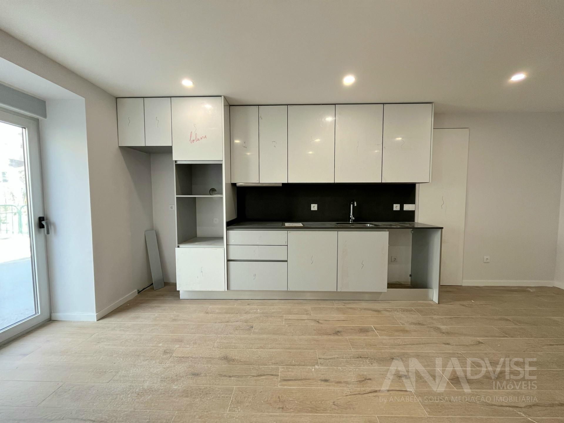 Apartamento T1+1 Venda em Cavernães,Viseu