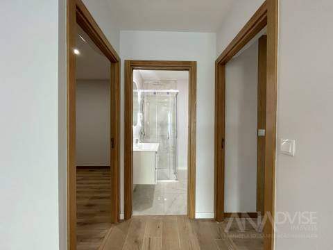 Apartamento T1+1 Venda em Cavernães,Viseu