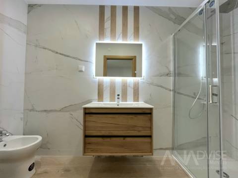 Apartamento T1+1 Venda em Cavernães,Viseu