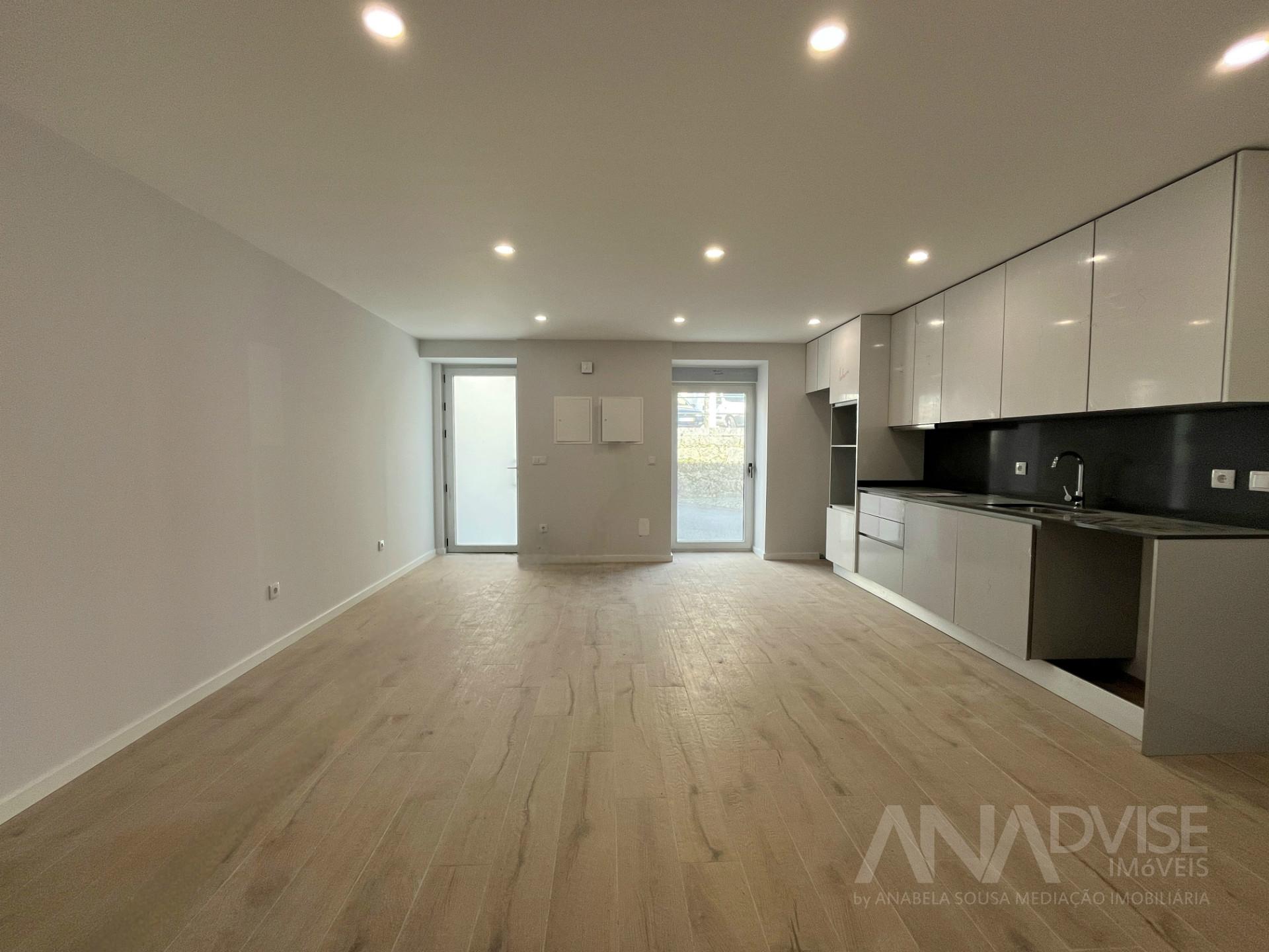 Apartamento T1+1 Venda em Cavernães,Viseu