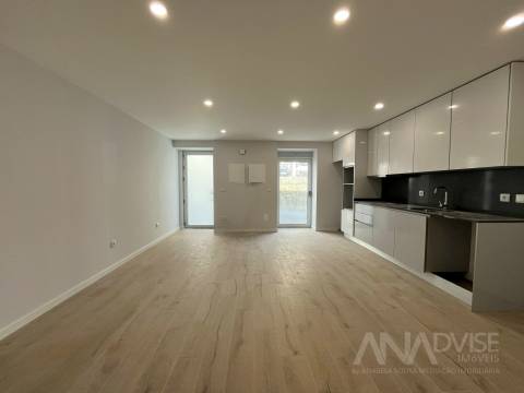 Apartamento T1+1 Venda em Cavernães,Viseu