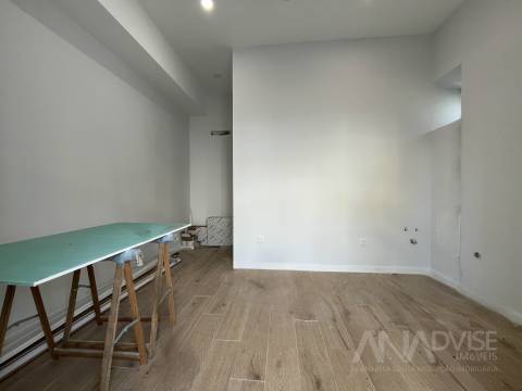 Apartamento T1+1 Venda em Cavernães,Viseu