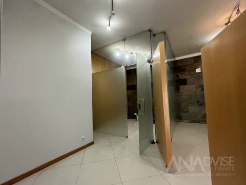 Escritório  Arrendamento em Viseu,Viseu