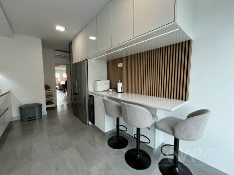 Apartamento T3 Venda em Repeses e São Salvador,Viseu